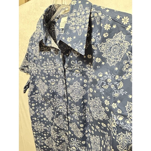 Villager Sport Woman Size 1 Stretch Short Sleeve Blue Floral Top NWT - Picture 8 of 11